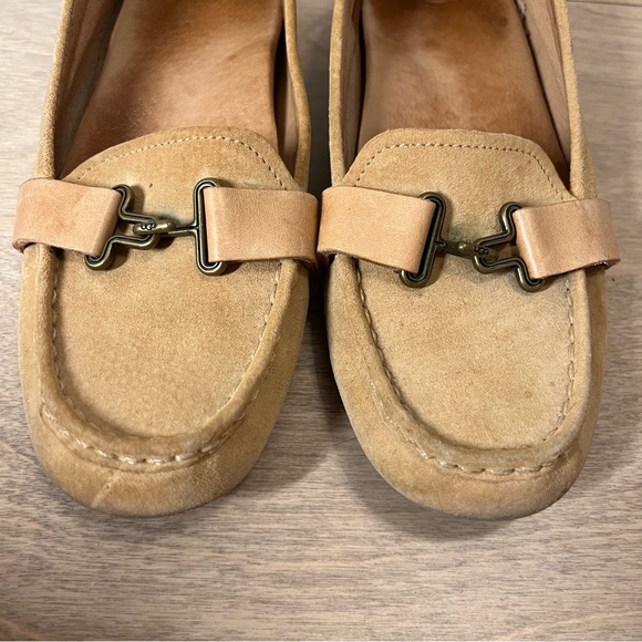 UGG Women’s Leather Moccasins in Tawny, Size 7, Tan - Picture 3 of 11